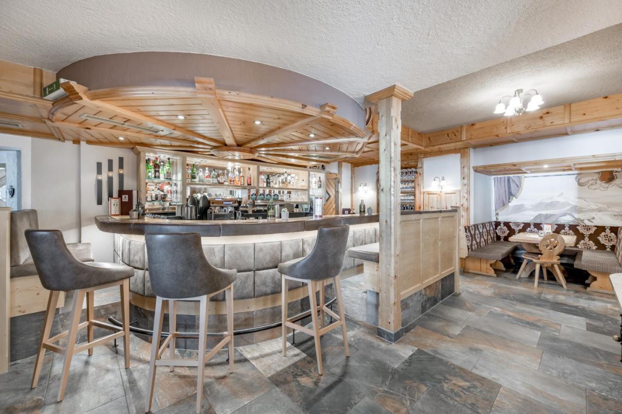 Burghotel Alpengluehn オーバーグールグル エクステリア 写真
