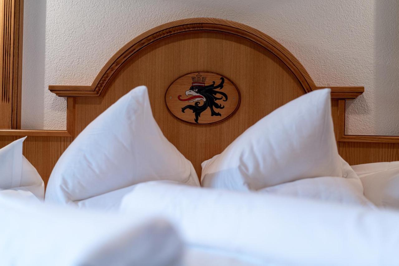 Burghotel Alpengluehn オーバーグールグル エクステリア 写真